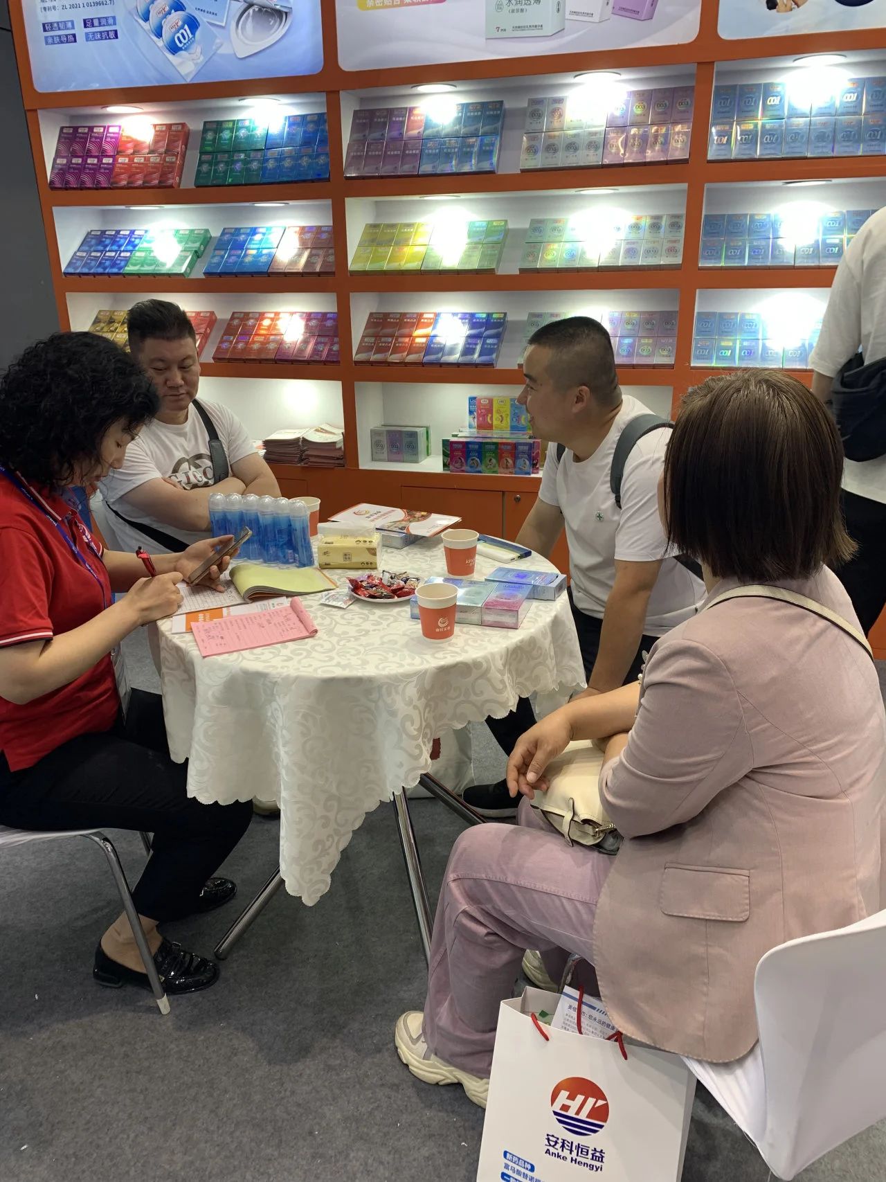 全國藥交會收官 康祥計生專柜利潤倍增解決方案受市場青睞4.jpg