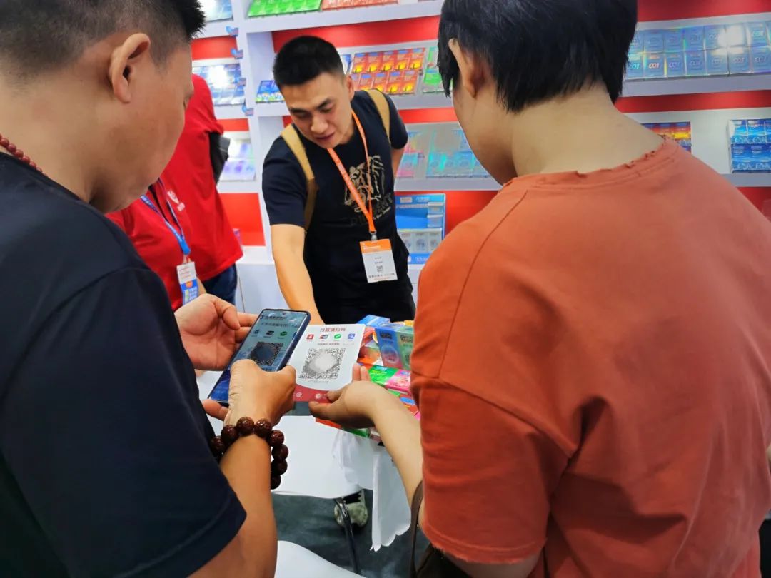 第116屆上海百貨會圓滿收官 | 康祥實(shí)業(yè)成靚麗風(fēng)景線,未來可期!(圖7) 第116屆上海百貨會圓滿收官 | 康祥實(shí)業(yè)成靚麗風(fēng)景線,未來可期!(圖7)